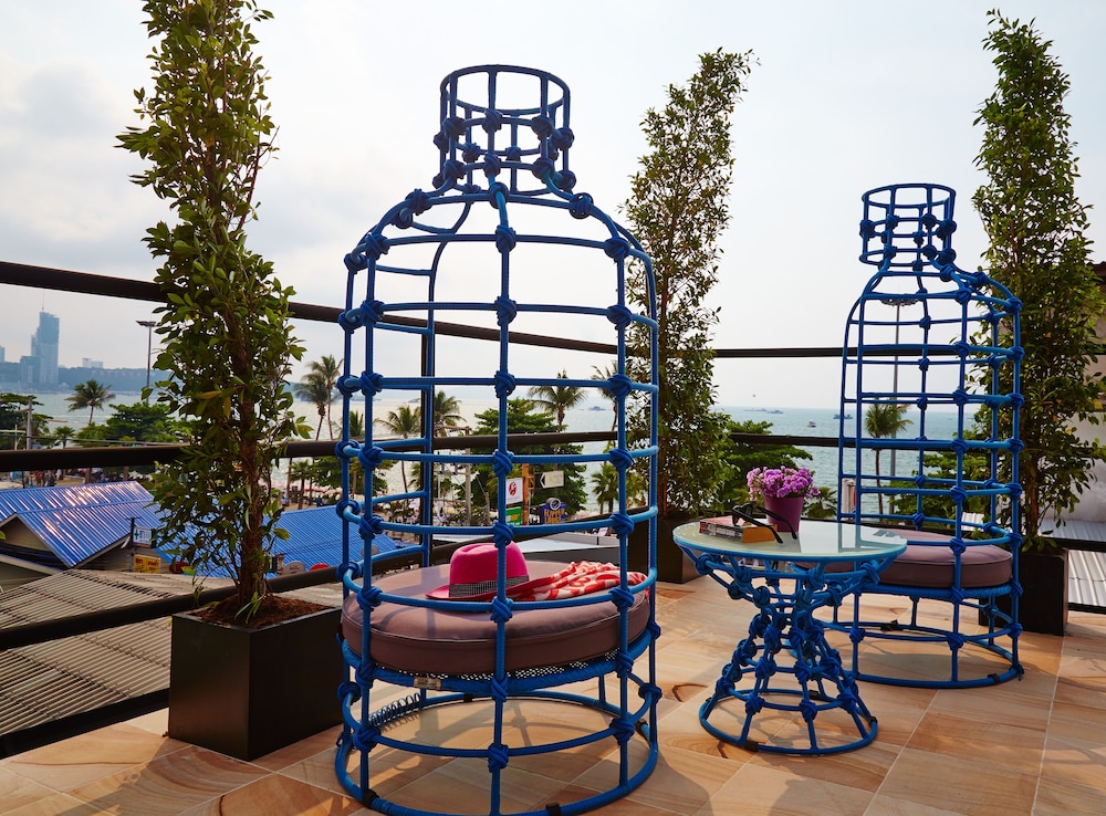 The Weekend Pattaya (ex Tweet Tweet Nest) 45/52