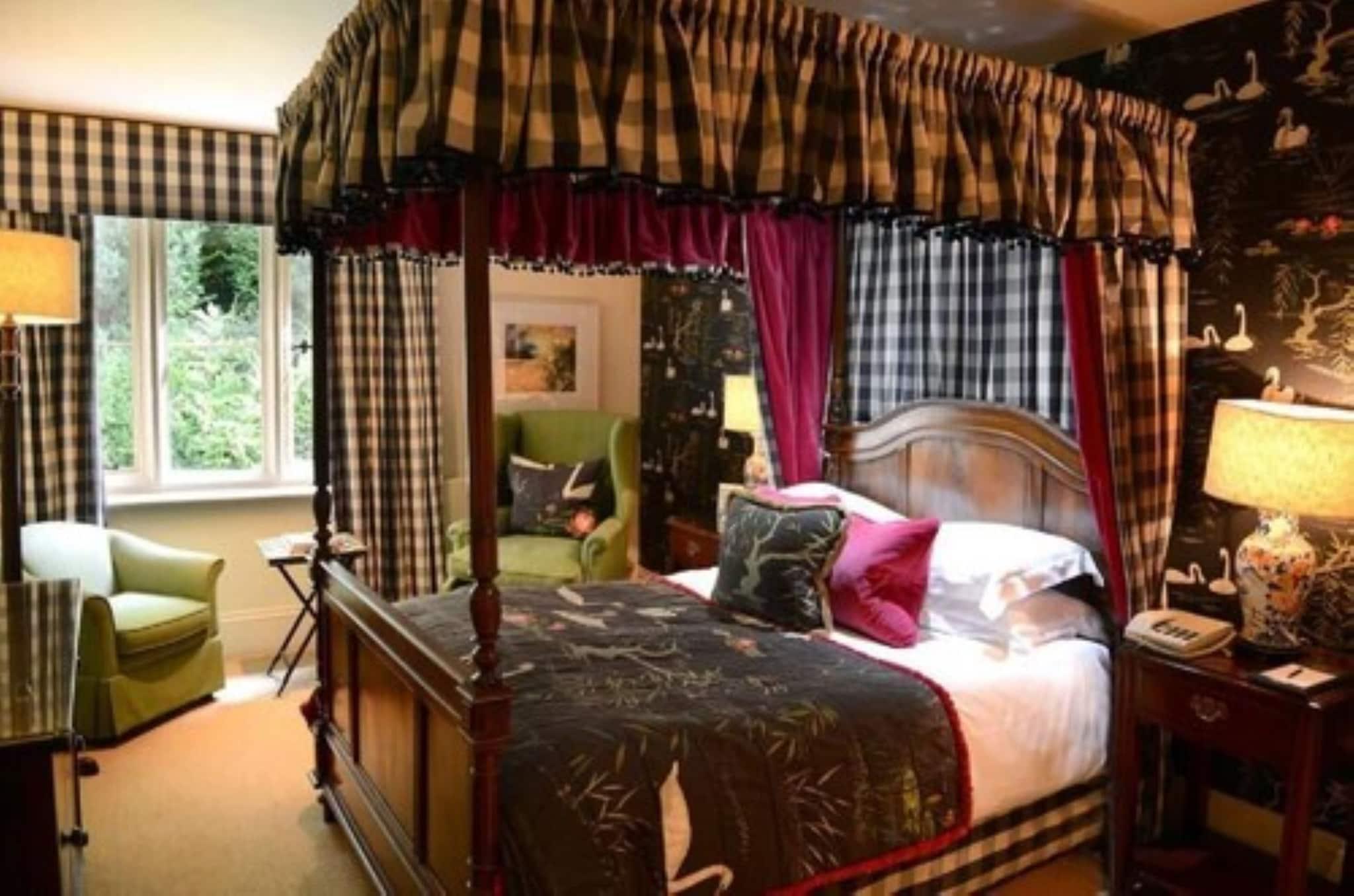 Standard, Double Bed, The Swan 6/9