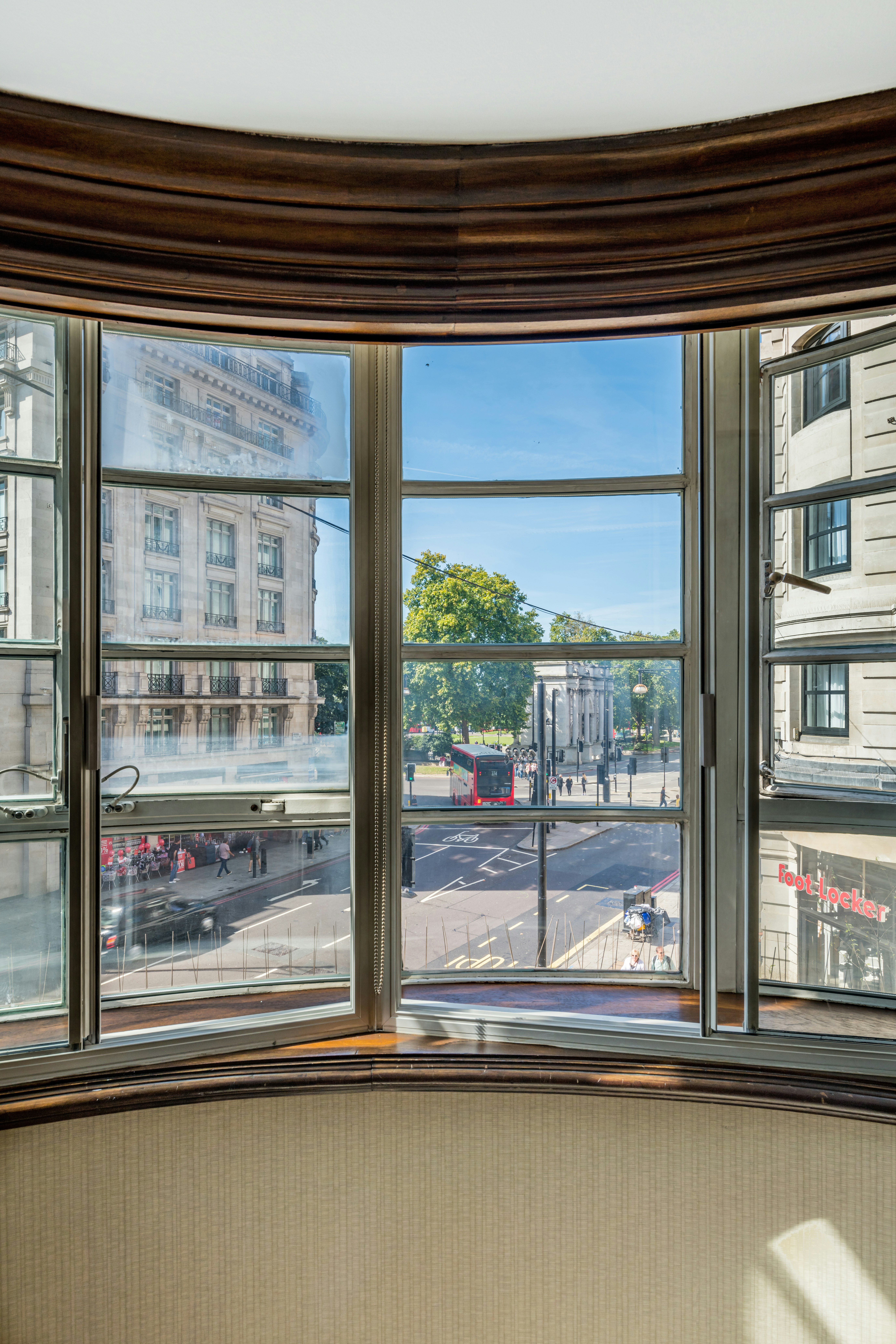 The Marble Arch Hotel, by Thistle 45/83