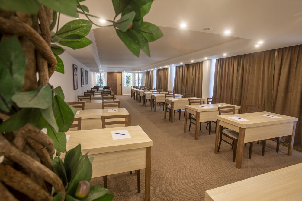 Fame Beach Hotel 26/40