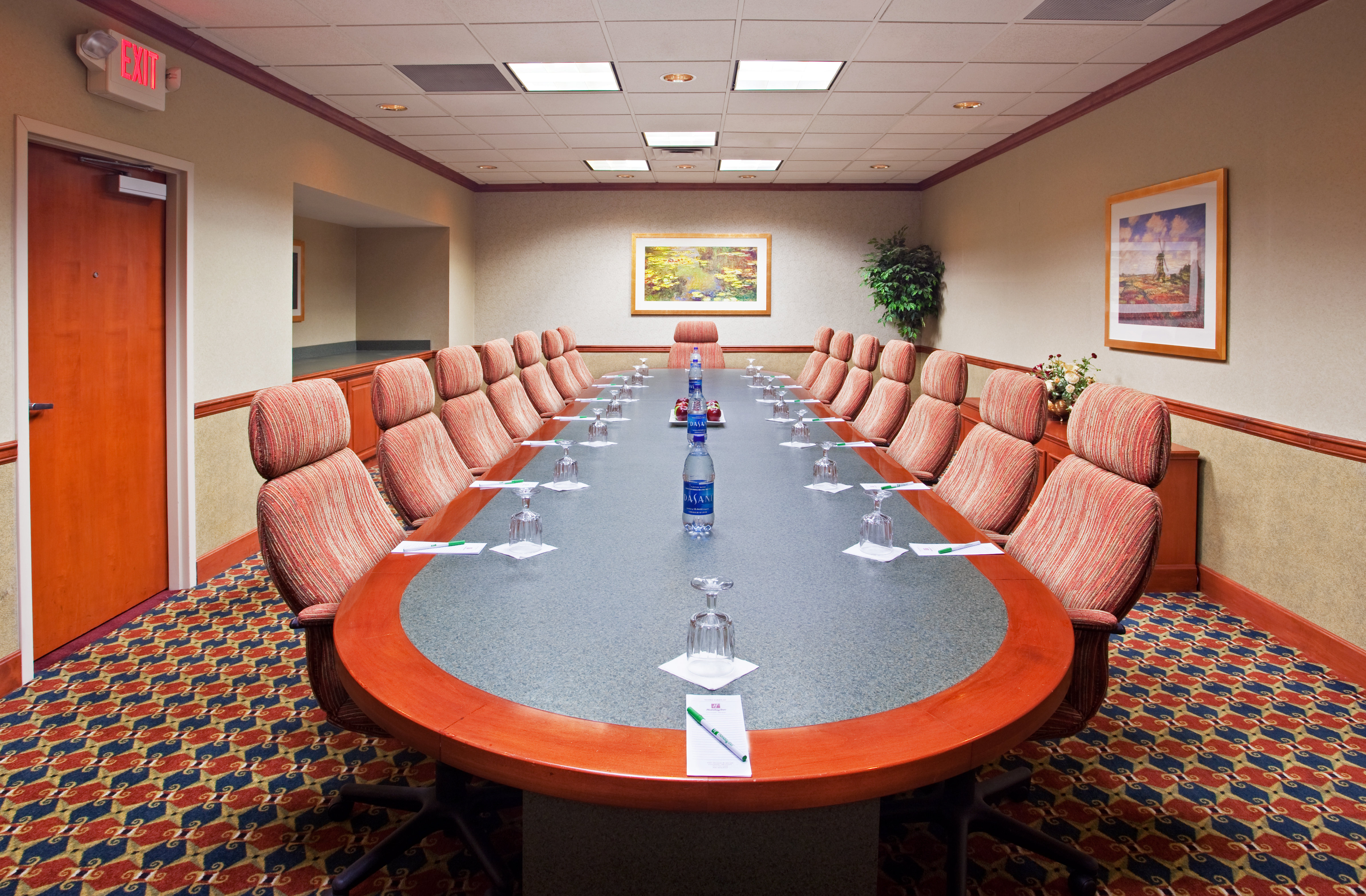Holiday Inn Hotel and Suites Cincinnati-Eastgate(I-275e) 29/39