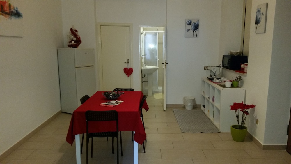 PALERMO ROOMS 23/42