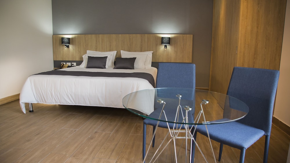 Hotel Plaza del Lili 20/60