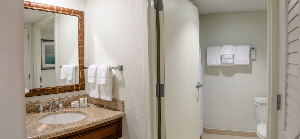 Courtyard By Marriott Naples 49/50
