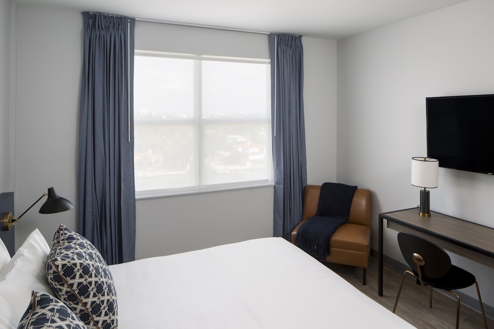 Hotel Rendale Miami 24/72