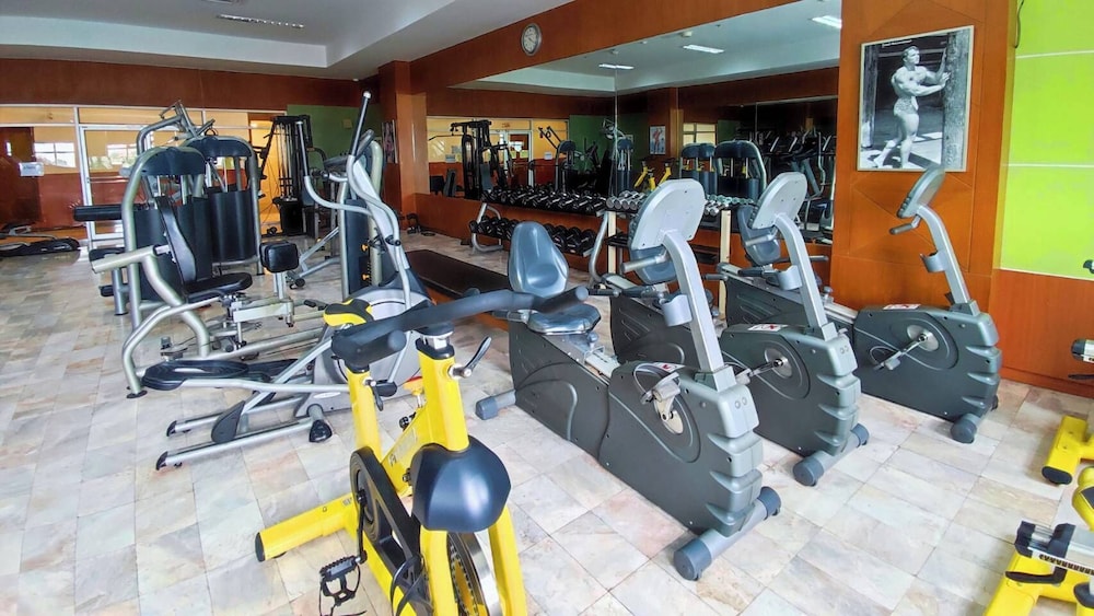 Diamond Plaza Hotel Suratthani 30/50