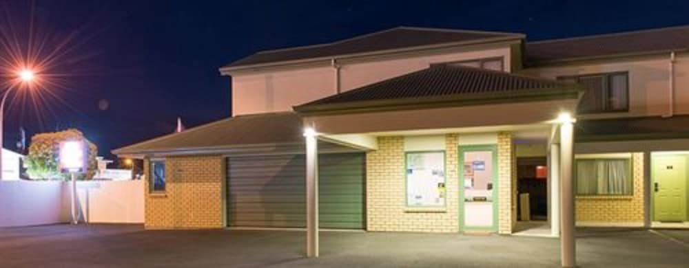 Hamilton Settlers Motor Lodge 3/37