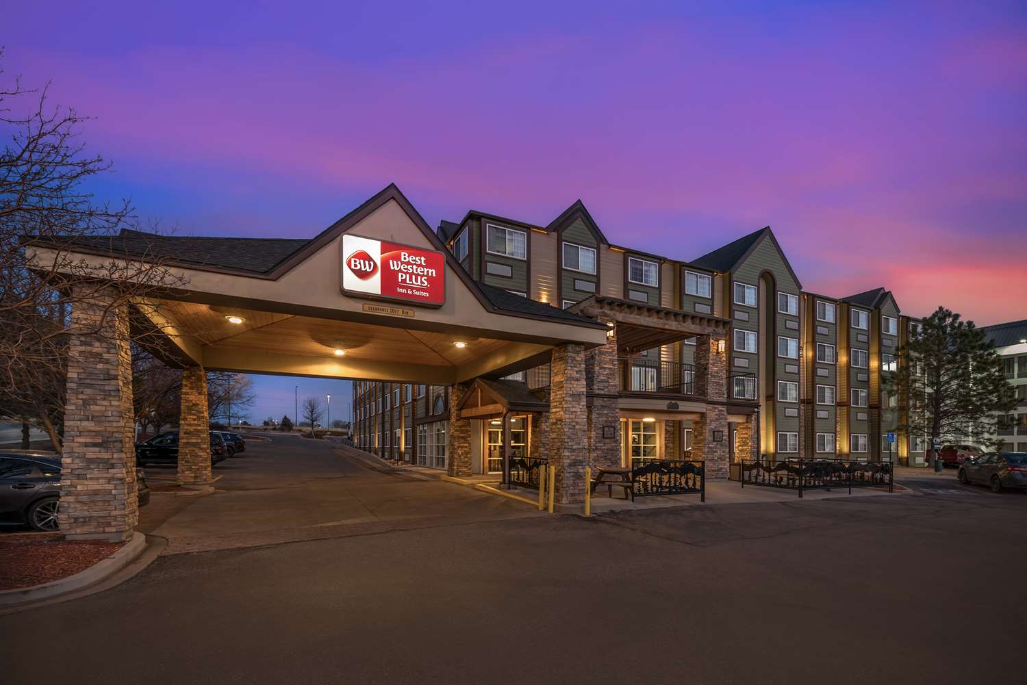 Best Western Plus Peak Vista Inn & Suites 1/13