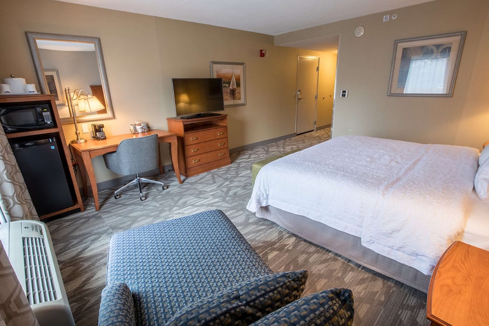 Hampton Inn & Suites Tilton 22/66