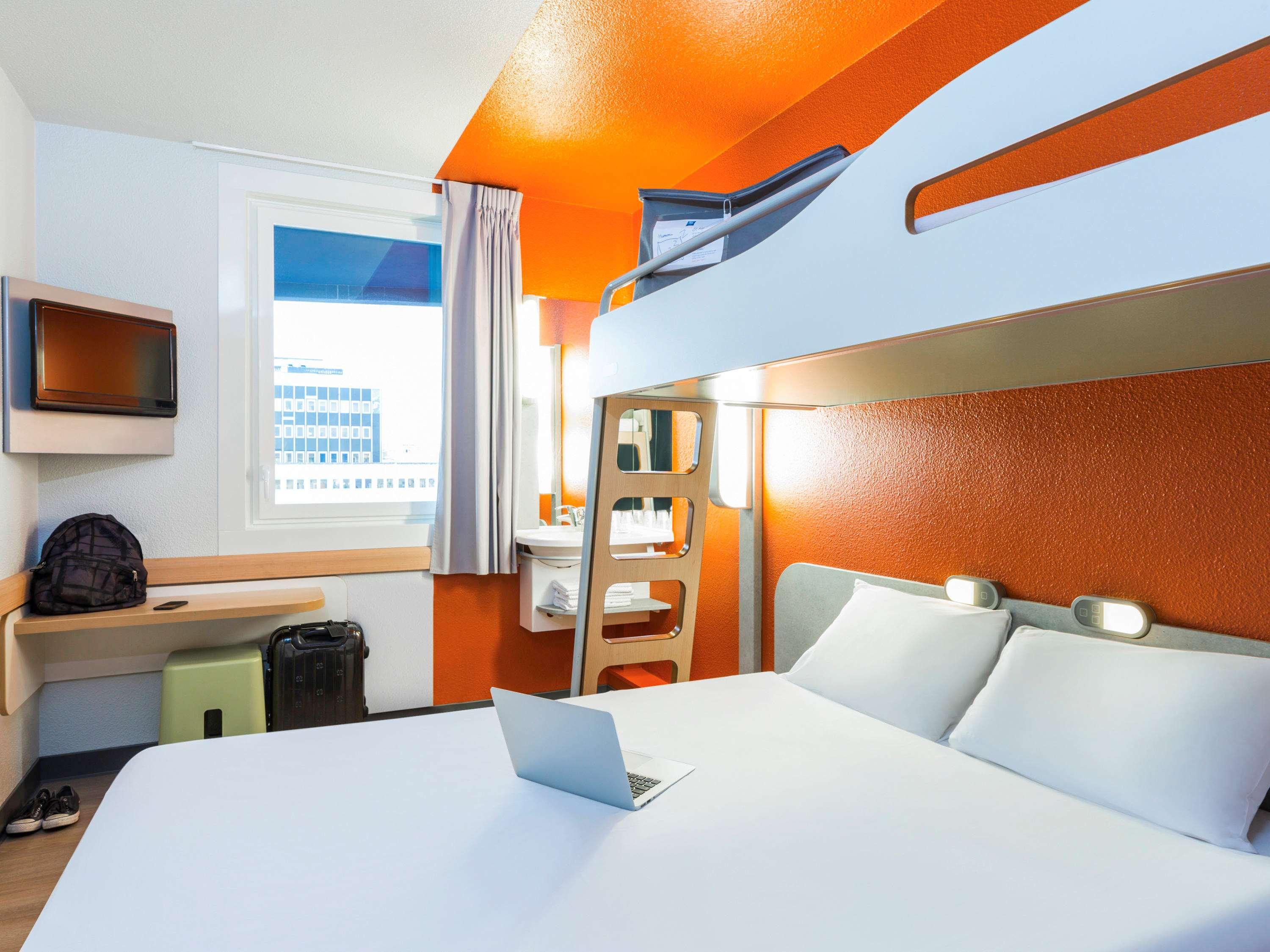 ROOM, TRIPLE, DOUBLE AND BUNK BED