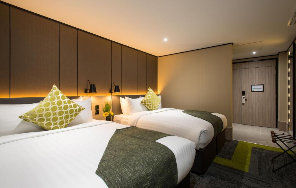 Family Room, Aerotel London Heathrow T2 and T3 2/2