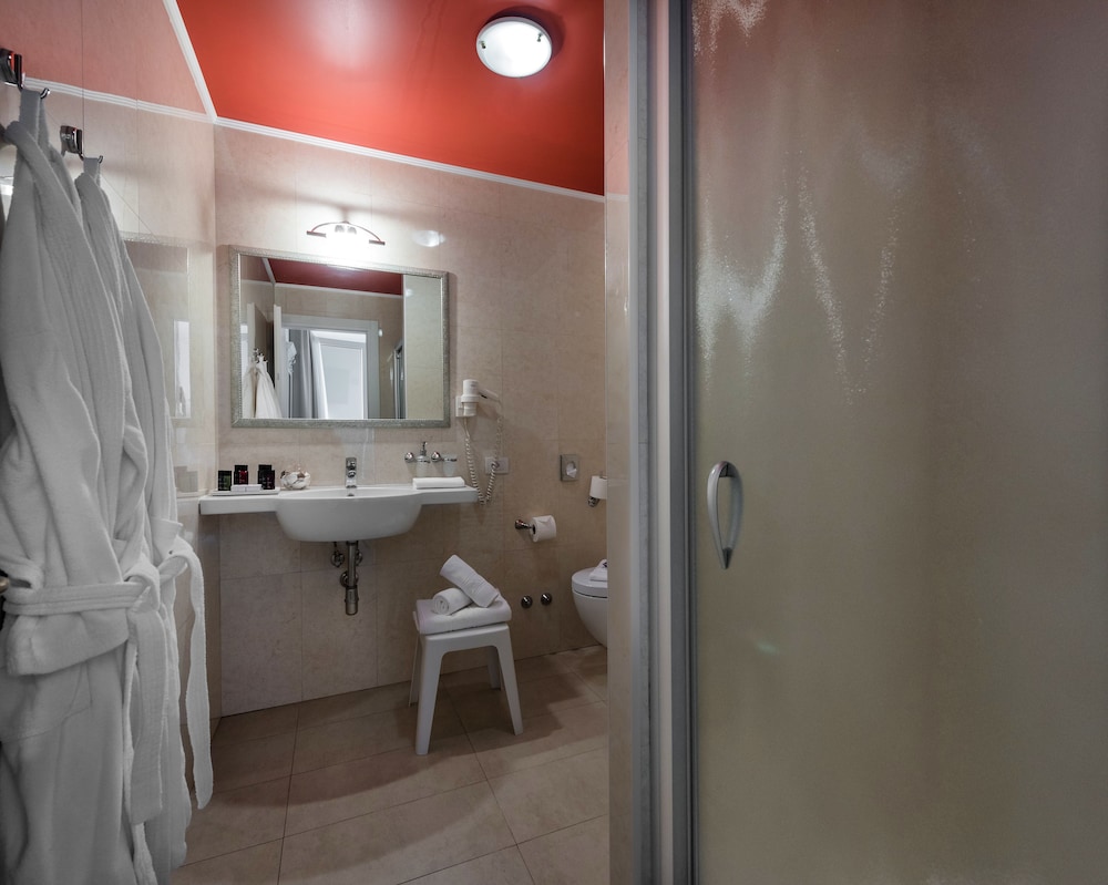 Baia del Mar Beach Boutique Hotel 48/50