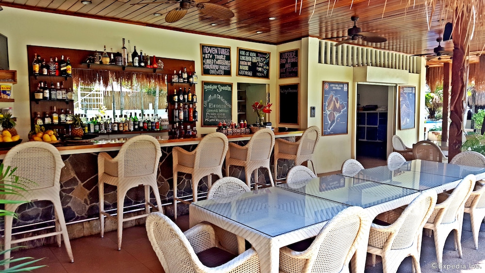 Mikes Dauin Beach Resort 53/70