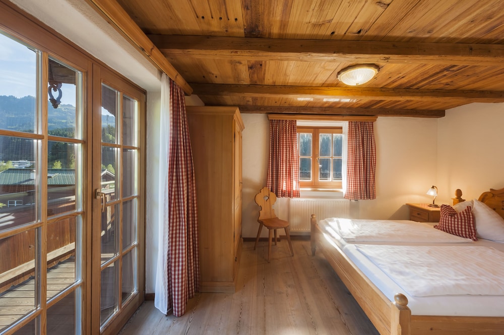Landhotel Wirtshaus Vordergrub 8/39