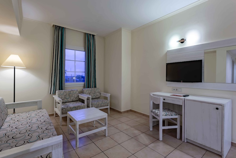 Asteria Family Resort Side 75/86