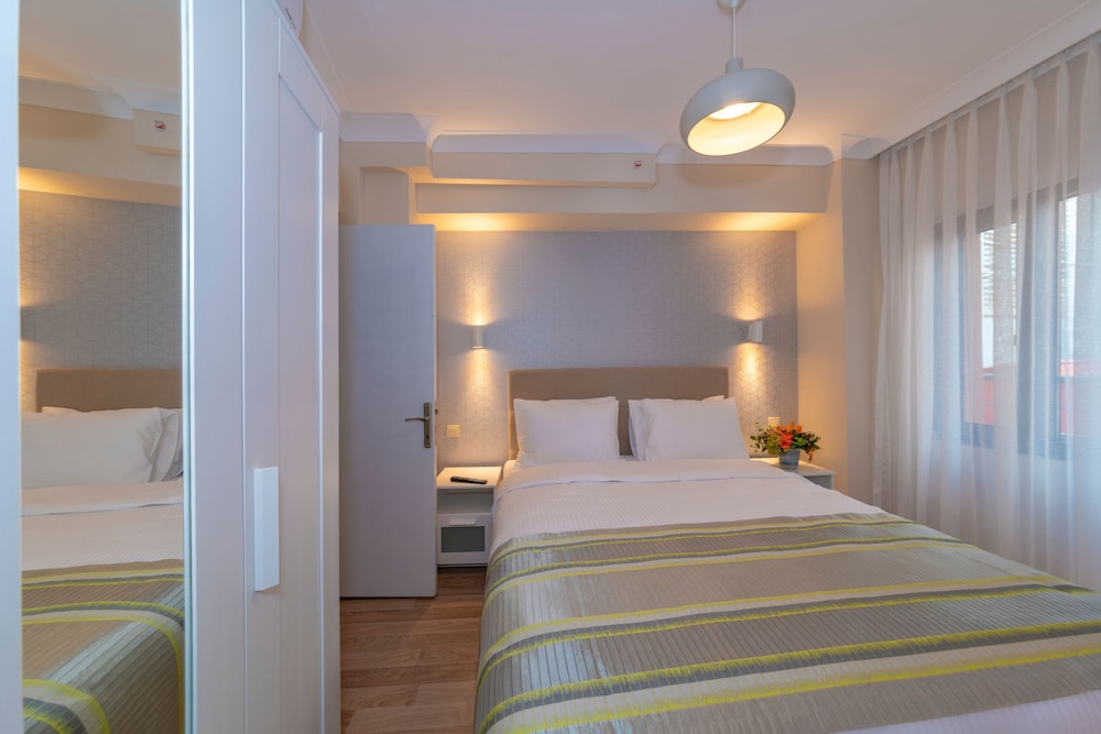 Feri Suites 14/50