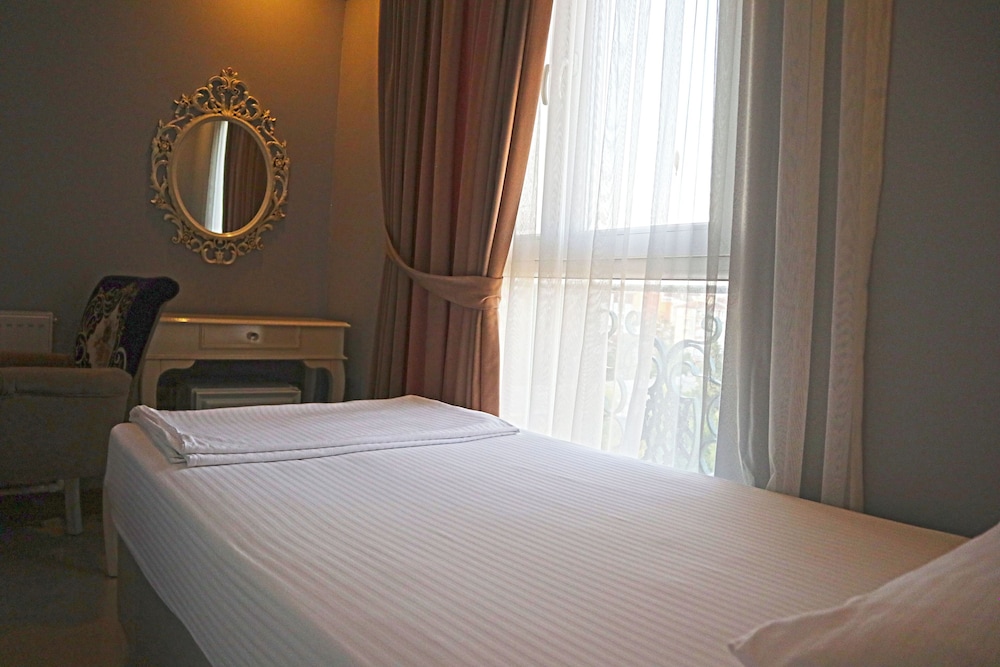 Kaya Palas Hotel 10/26