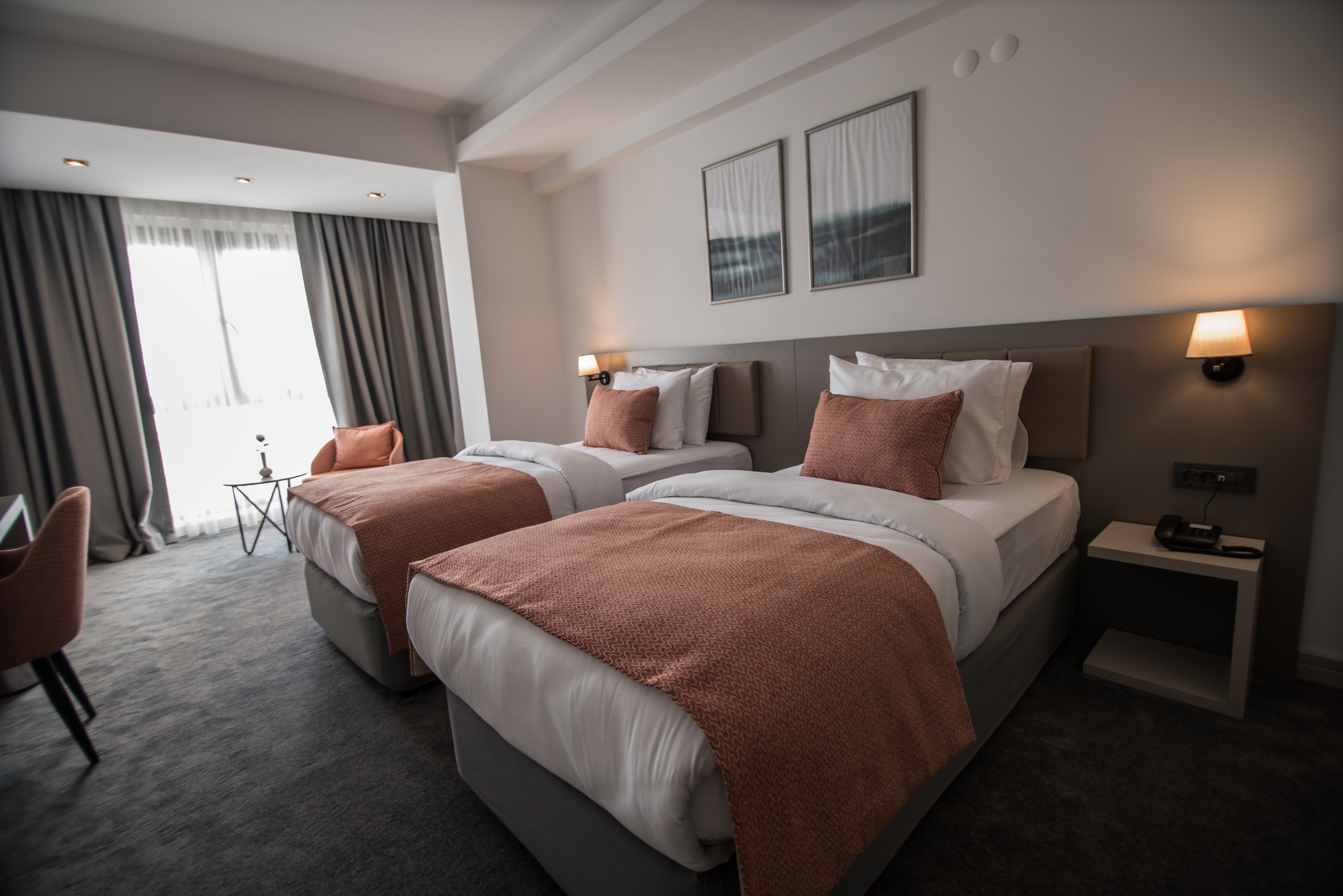 DOVV HOTEL 15/39