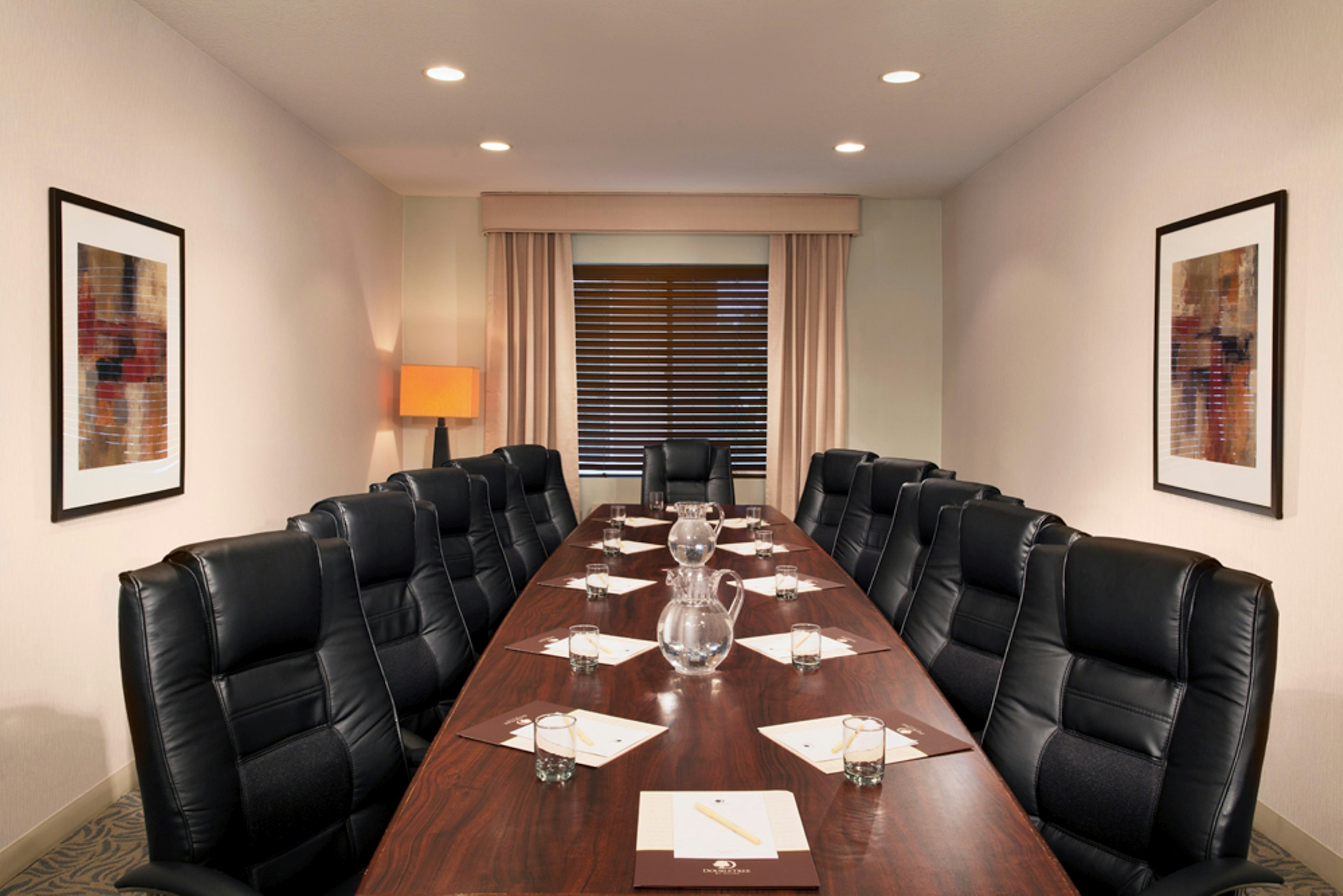 Doubletree By Hilton Hotel Vancouver 30/39