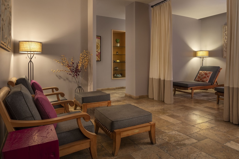 Amara Resort and Spa 41/65