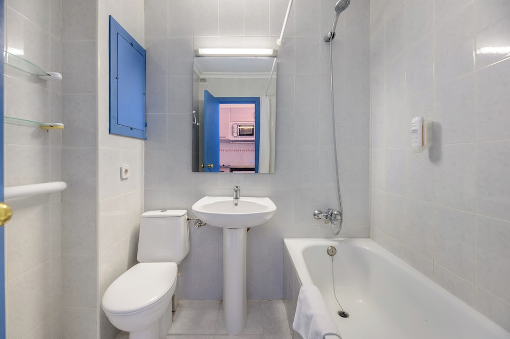 Aparthotel Vibra Monterrey 48/50