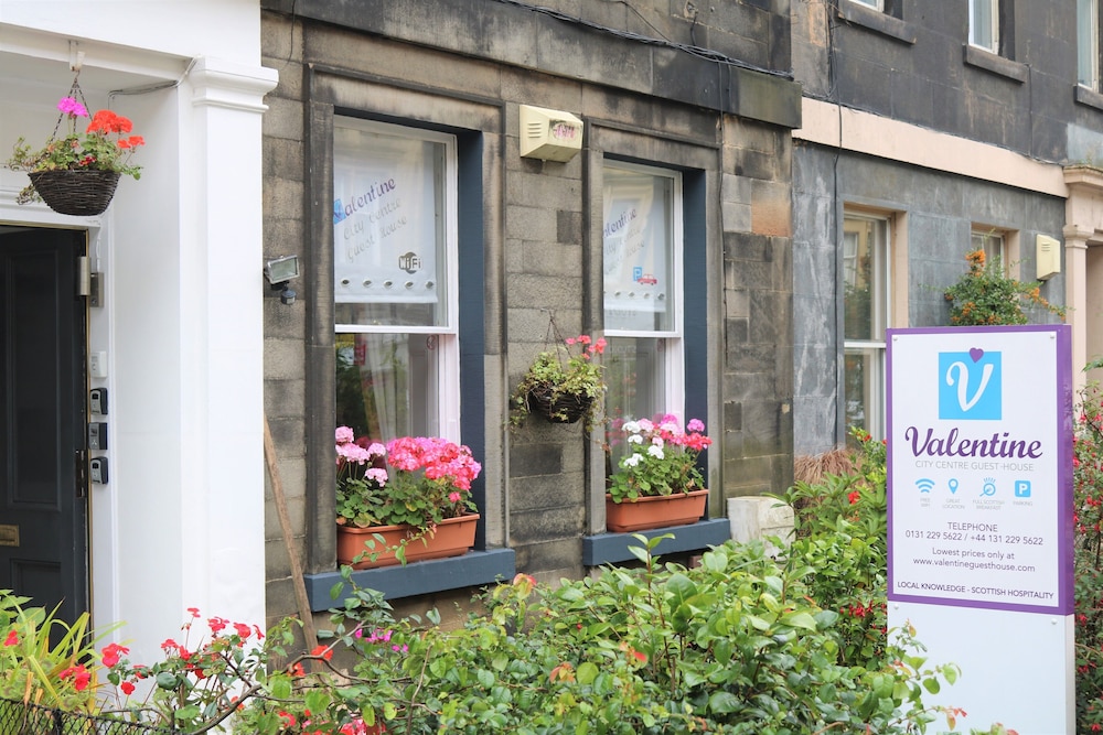 Valentine City Centre Guest House 2/50
