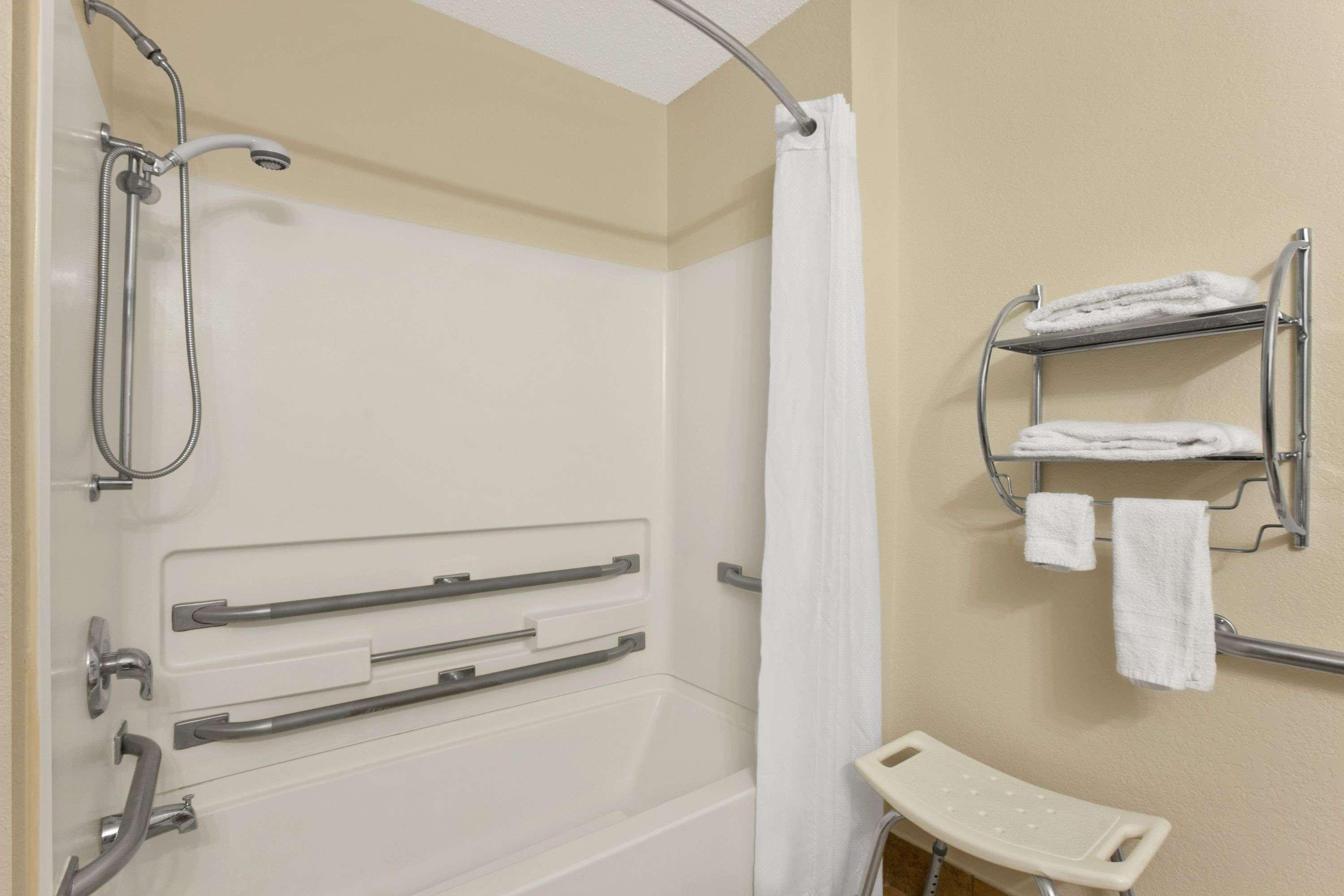 Quality Inn Jackson North 38/40