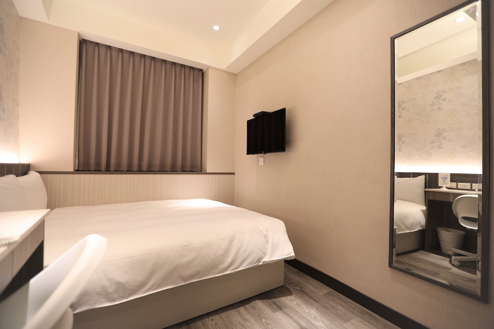 STANDARD, DOUBLE BED