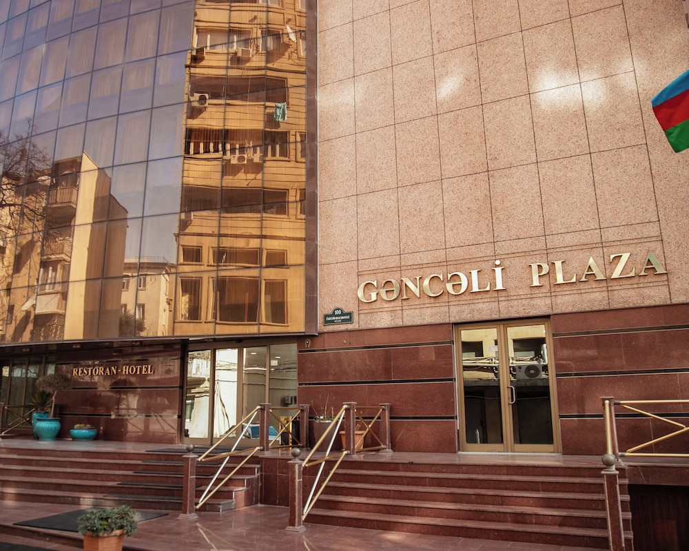 Ganjali Plaza 3/71