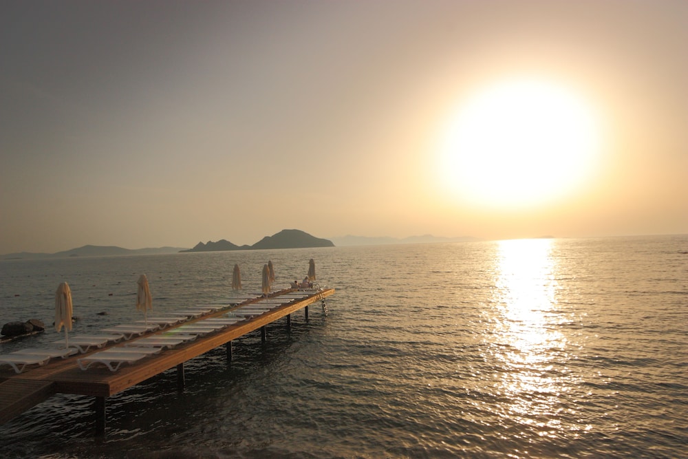 Dragut Point North Hotel 38/49