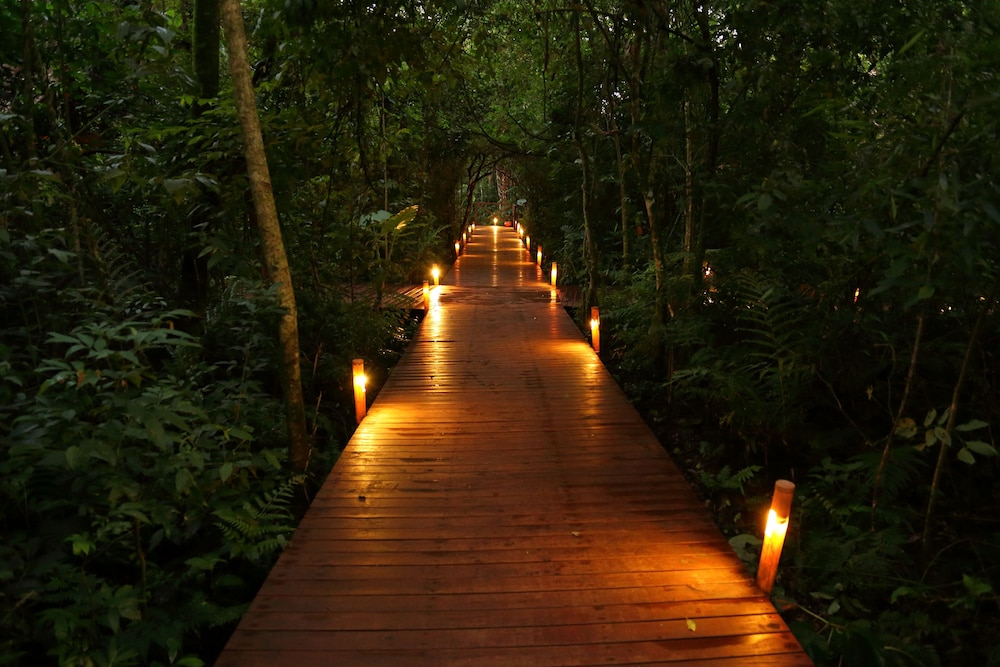 Tierra Guarani Lodge 30/50