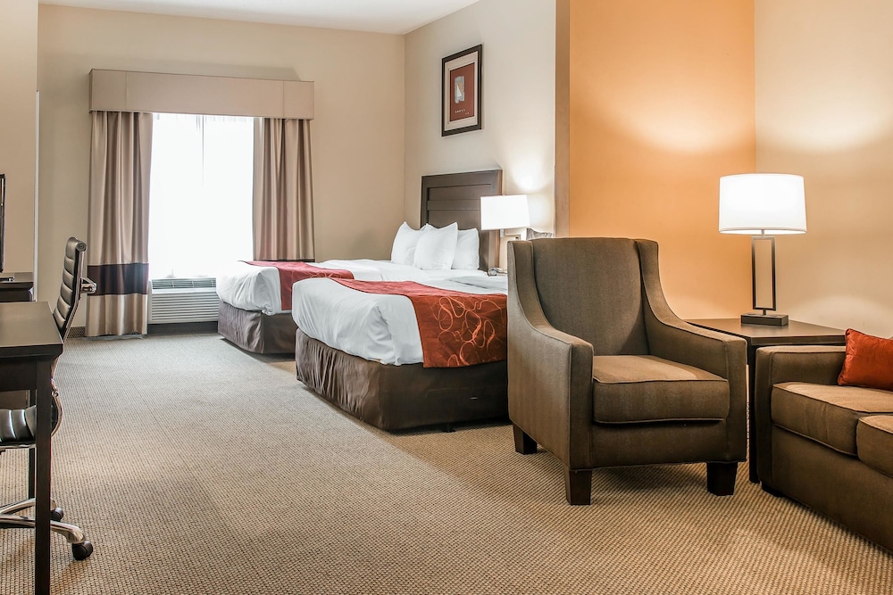 Comfort Suites South Bend Near Casino 16/33