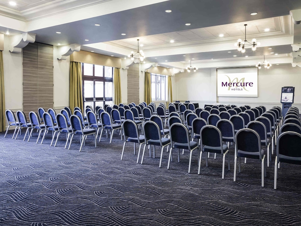 Mercure Dartford Brands Hatch Hotel & Spa 43/50