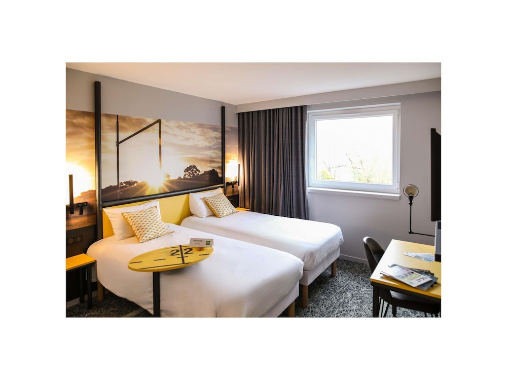 ibis Styles Clermont Ferrand Republique 10/48