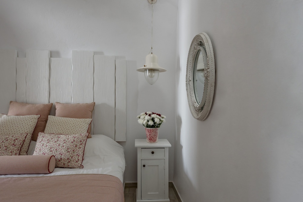 Senses Suites 30/50