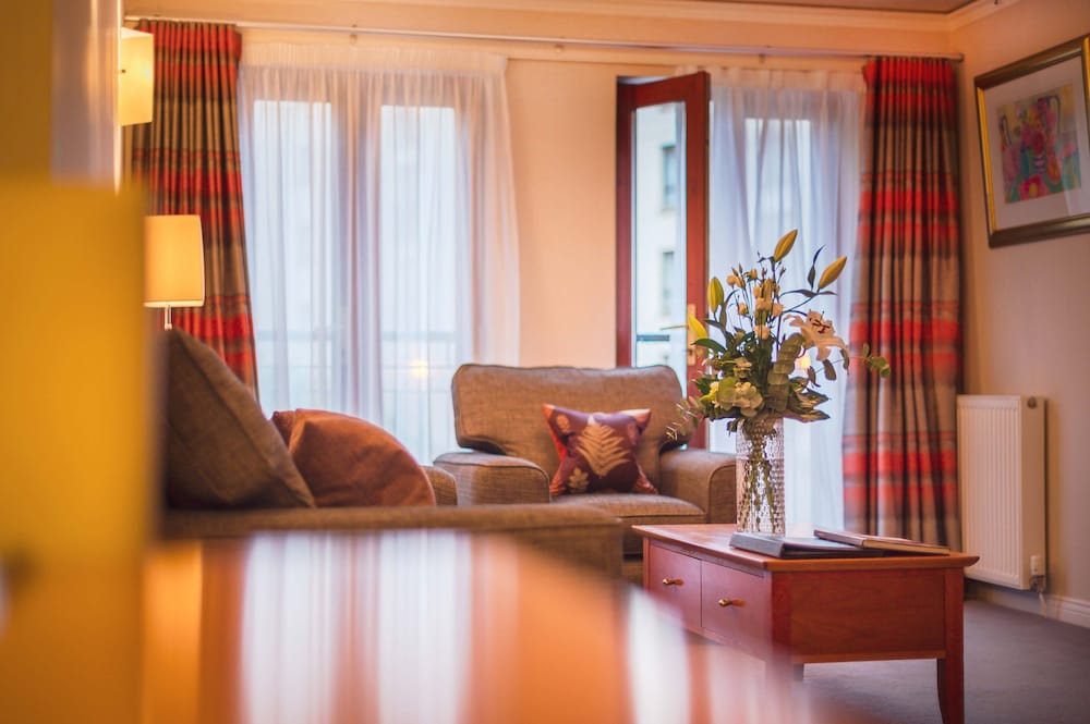 The Knight Residence by Mansley Serviced Apartments 37/46