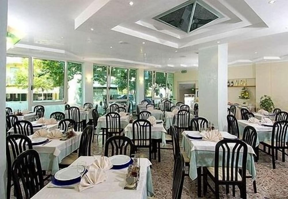 Hotel Muccioli 25/38