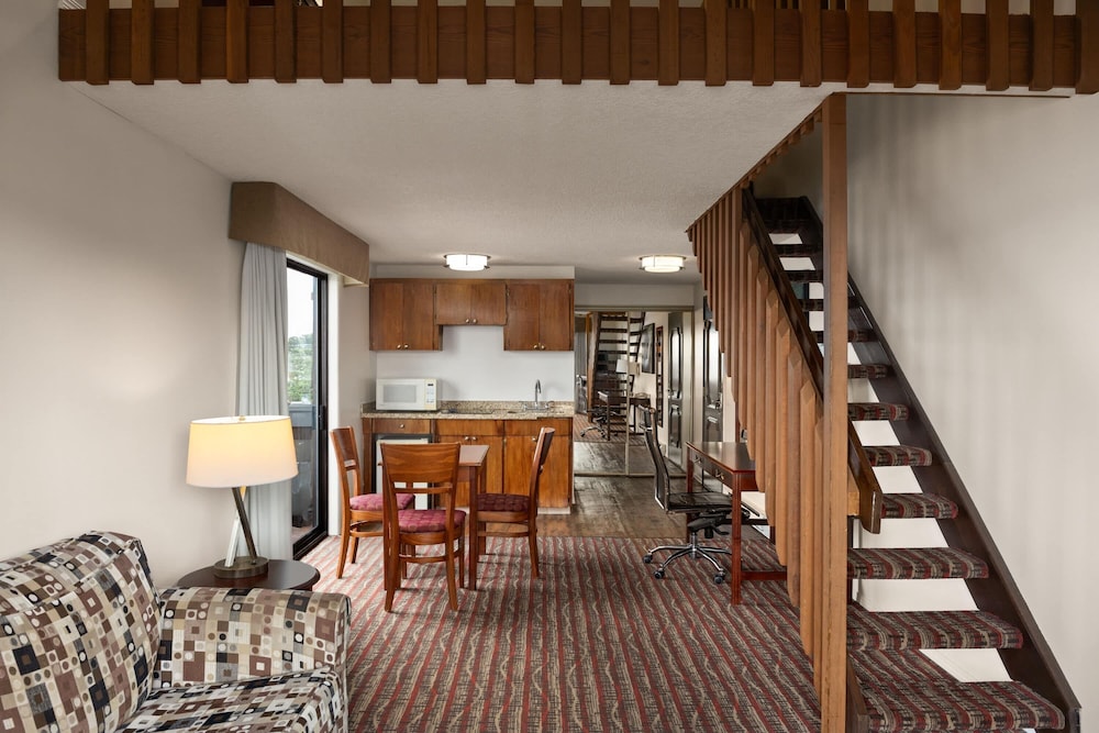 Ramada by Wyndham Campbell River 23/50