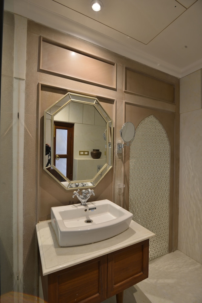 Haveli Dharampura 46/47
