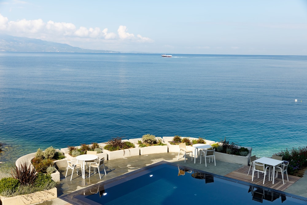 Buze Boutique Hotel 25/33