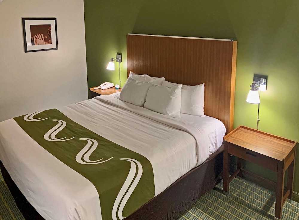 Quality Inn Lexington Horse Park 9/38