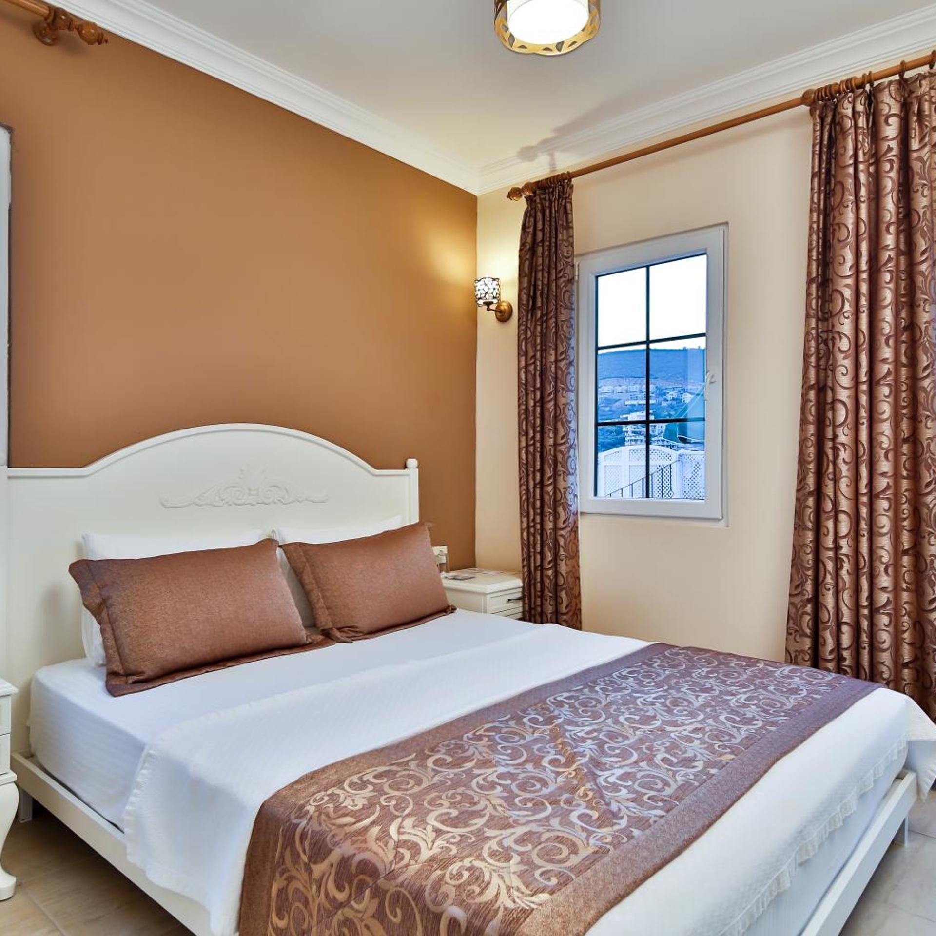 Classic, Double Bed, Sea View