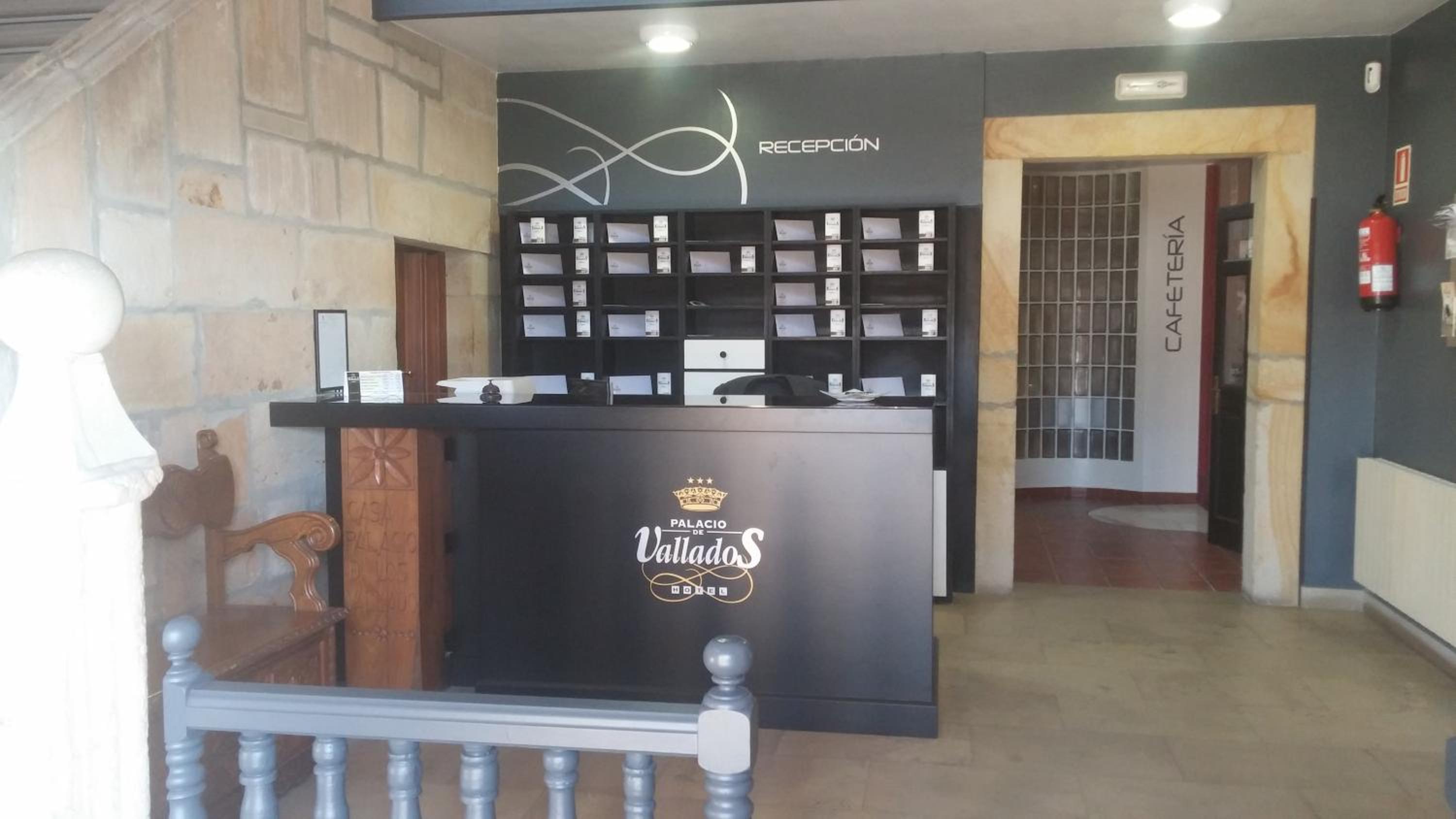 Palacio De Los Vallados 5/54