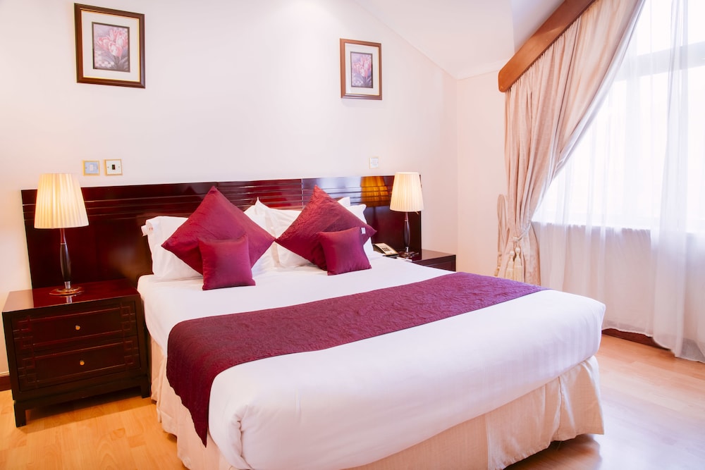 Boma Inn Nairobi 8/50