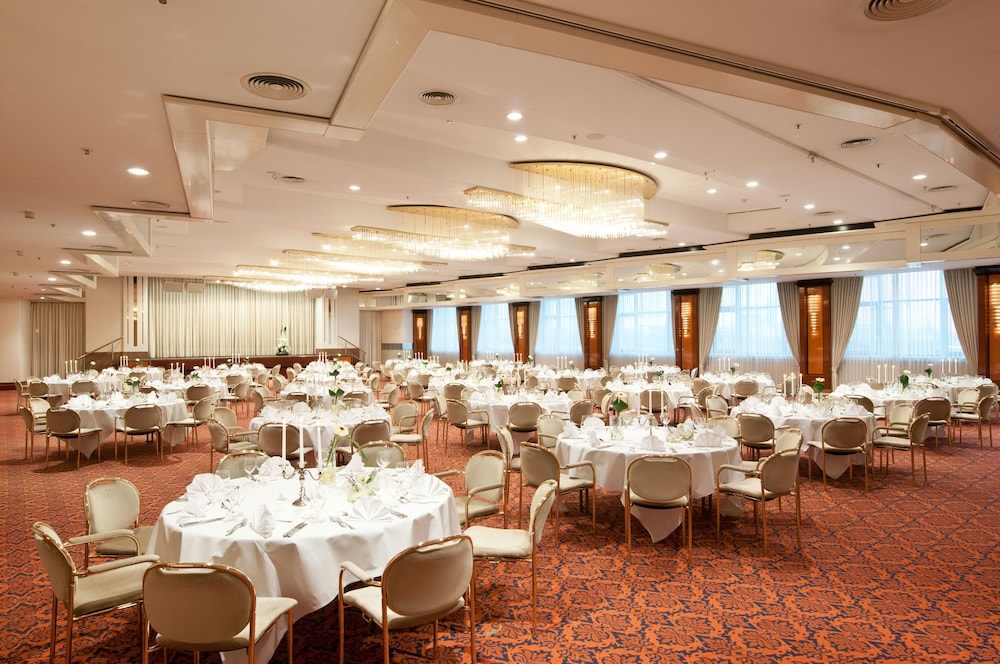 MARITIM HOTEL MAGDEBURG 65/73