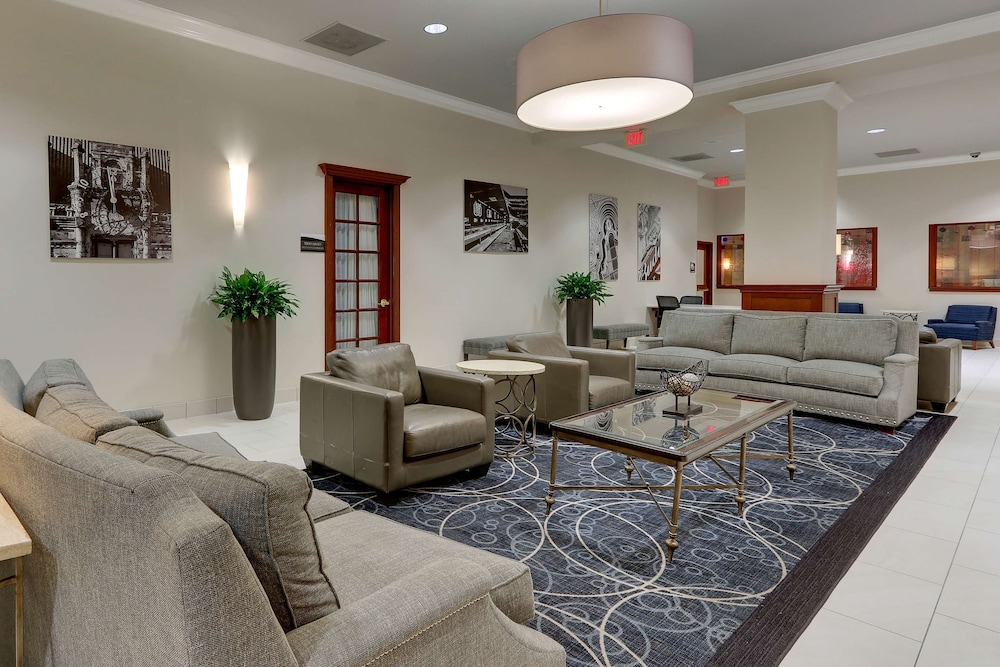 Doubletree By Hilton St Louis Forest Park 21/36