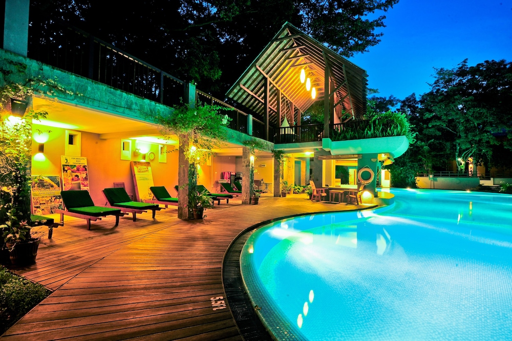 Grand Udawalawe Safari Resort in Udawalawa