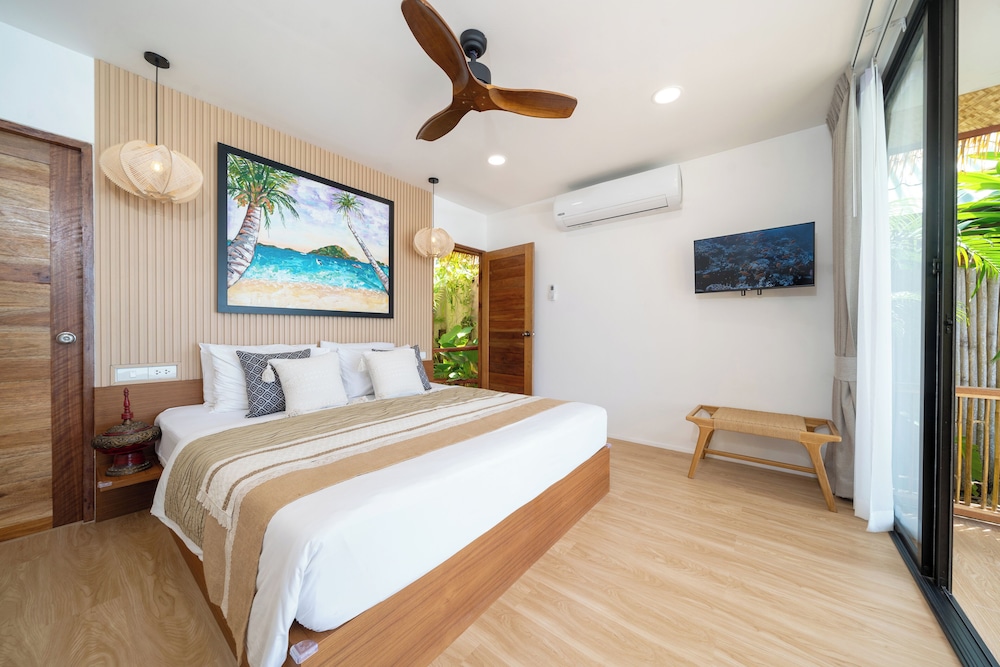 Premier, King Bed, Beach Front, Sea View