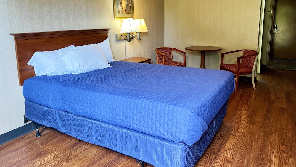 Budget Inn New Cumberland-Harrisburg-Hershey-York 16/39