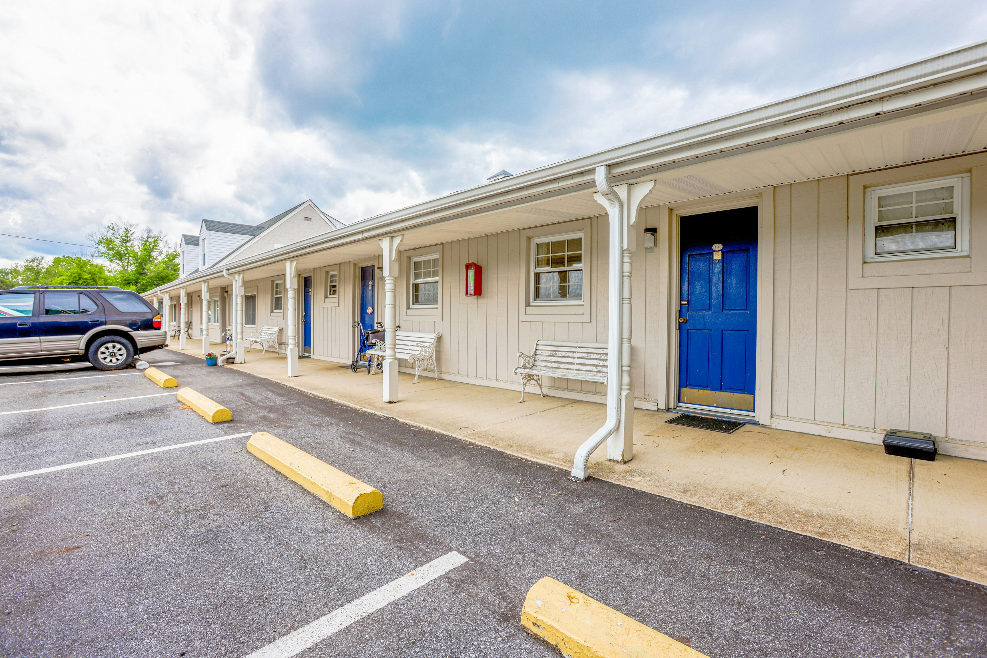 Relax Inn By OYO Natural Bridge I-81 37/54